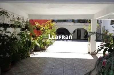 Casa com 6 quartos à venda na Avenida Campinas, 01, Arraial Paulista, Taboão da Serra