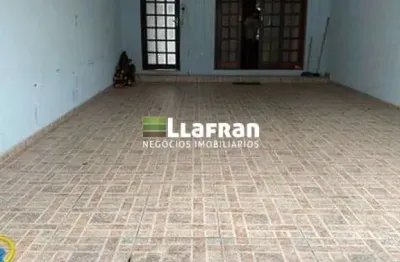 Casa com 2 quartos à venda na Rua Heitor Gouvea, 01, Jardim Catanduva, São Paulo