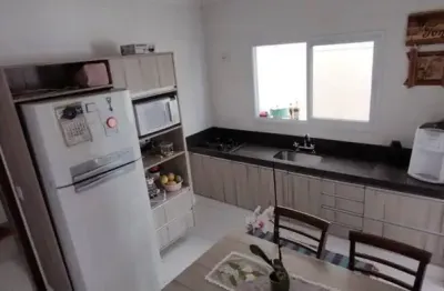 Lindo sobrado em jardim silvia embu das artes com 3 dormitórios