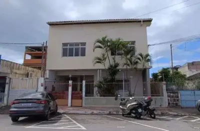 Casa comercial 3 pavimentos localização privilegiada no centro de vila velha