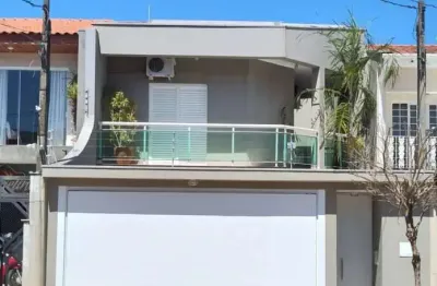 Casa com 3 quartos à venda no Parque Novo Mundo, Americana 