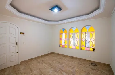 Casa com 2 quartos à venda na Vila Scarpelli, Santo André 