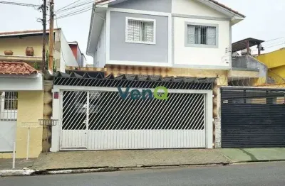 Excelente sobrado no socorro com 3 quartos e 3 vagas em frente a uma linda praça