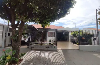 Casa com piscina e 4 quartos à venda no conjunto habitacional sol nascente, maringá, pr. excelente