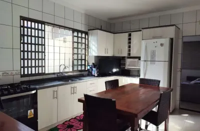 Casa com 2 quartos à venda na Rua Joaquim Nabuco, Jardim Independência, Sarandi