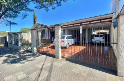 Casa com 5 quartos à venda na Rua Santa Joaquina de Vedruna, 624, Zona 05, Maringá