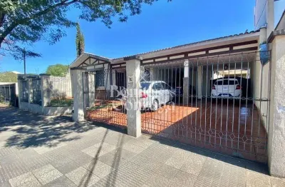 Casa com 5 quartos à venda na Rua Santa Joaquina de Vedruna, 624, Zona 05, Maringá