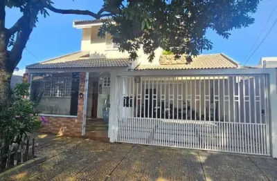 Sobrado à venda no jardim novo horionte, próximo ao bosque ii, com 322,52 metros de área construída