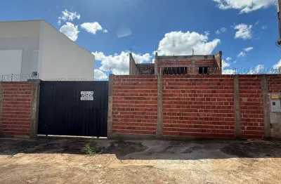 Terreno à venda na Rua Agostinho dos Santos, 1022, Galeão, Maringá