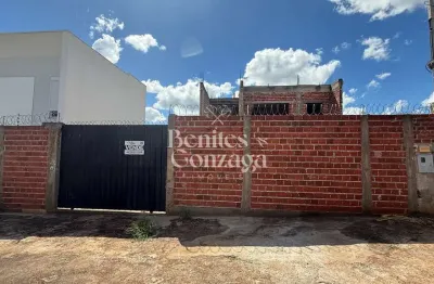 Terreno à venda na Rua Agostinho dos Santos, 1022, Galeão, Maringá