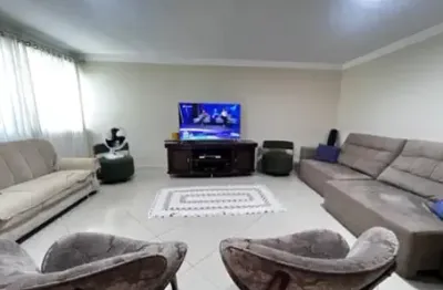 Excelente casa de 4-quartos,  em condomínio na rua 3 em vicente pires