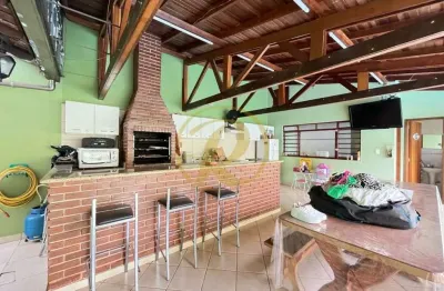 Casa com 3 quartos à venda na Rua Anísio Figueiredo, 63, Gávea, Londrina