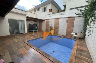 Sobrado com 5 quartos à venda, 300m² por R$ 3.000.000 - Jardim - Santo André/SP
