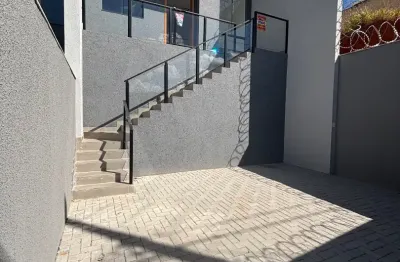 Casas novas e modernas no novo centro – 3 quartos, suíte, área privativa e acabamento premium | r$ 618.000