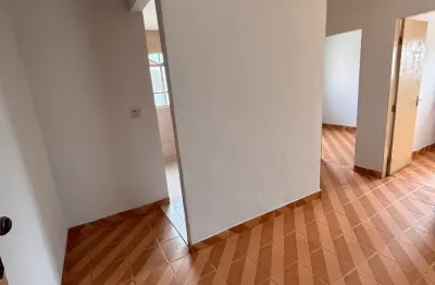 Aluguel de apartamento – 2 quartos – 2º andar – palmital, santa luzia – r$ 800,00