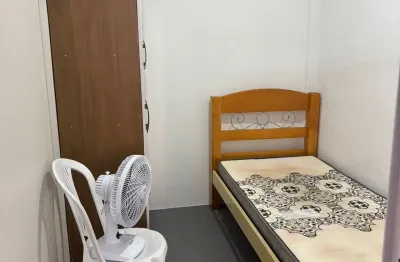 Quartos individuais mobiliados (centro e bosque dos eucalíptos)