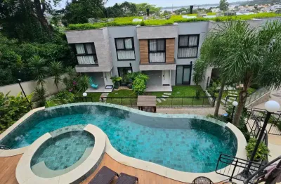 Casa em condominio fechado no canto da lagoa - florianópolis/sc