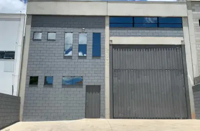 Galpão para locação no jardim do paço com excelente estrutura!