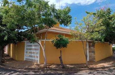 Casa com 3 quartos à venda na Avenida Gislaine Cristina Michelino, 1, Jardim Menezes, Bady Bassitt