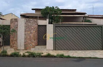 Casa com 3 dormitórios para alugar, 300 m² por R$ 3.800,00/mês - Vila Ercília - São José do Rio Preto/SP