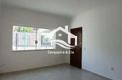 Casa a venda com 2 dormitórios e 5 vagas de garagem i cerqueira & cia soluções imobiliárias