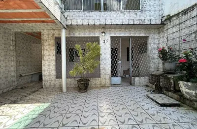 Casa com 3 quartos à venda no Jardim São Paulo, Recife 