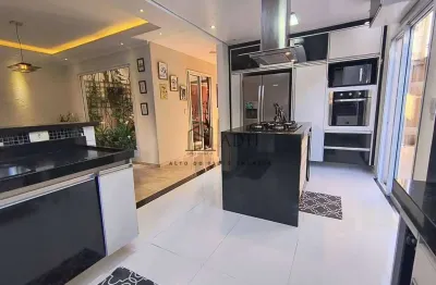 Casa com 4 quartos à venda na Vila Oliveira, Mogi das Cruzes 