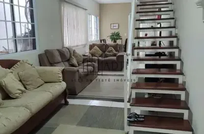 Casa comercial com 1 sala para alugar no Jardim São Pedro, Mogi das Cruzes 