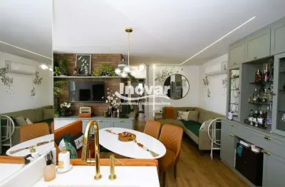 Apartamento todo reformado com aprox 57 m2, 2 quartos, suite, ar condicionado, cooktop, churrasqueria, 2 vagas, elevador