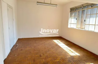 Sala comercial com aproximadamente 80m² proximo ao shopping cidade