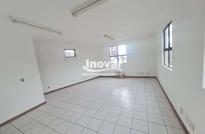Sala comercial para locação – 32m² – 6º andar – próximo a av.do contorno