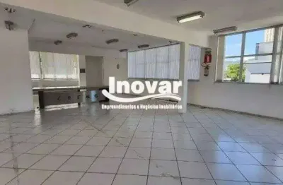 Andar corrido com aproximadamente 395 m2 com divisórias, bhs, recepção, elevador, garagem a parte, r