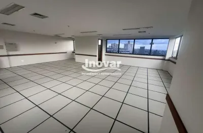 Andar corrido com aproximadamente 180 m2, dividido em 2 salas, ar condicionado, 6 banheiros, localizado na av. afonso pena quase com getulio vargas