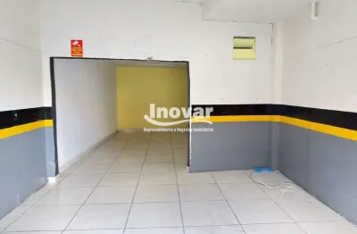 Loja com aproximadamente 36m² com excelente acabamento no centro comercial do bairro acaiaca
