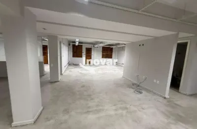 Prédio comercial com aproximadamente 1.045m² proximo ao mercado central