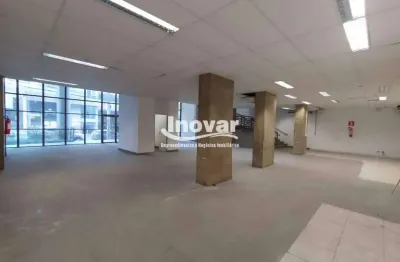 Excelente loja com 932,30m² no coração da savassi, é direito de 3,80, piso em cerâmica, divisorias