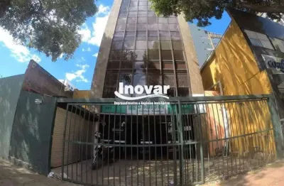 Prédio comercial corporativo na área hospitalar, aprox. 1300 m2, 10 andares, 1 elevador
