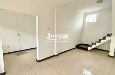 Casa com 4 quartos para alugar no Planalto, Belo Horizonte 