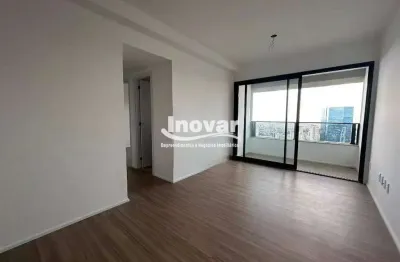 Excelente apartamento com aproximadamente 73m2, 02 quartos, sendo 1 suite e uma semi suite, 02 vagas de garagem, lazer completo