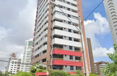 3 quartos e 2 vagas próximo à praça da flores no coração da aldeota