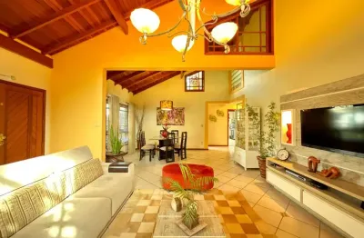 Casa à venda em vila nova, novo hamburgo - 3 quartos, 3 banheiros, suíte e garagem