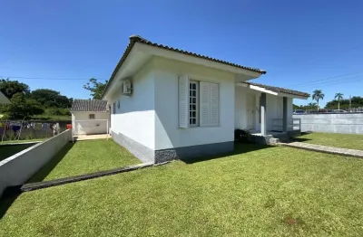 Casa com 3 quartos à venda no Centro, Içara 