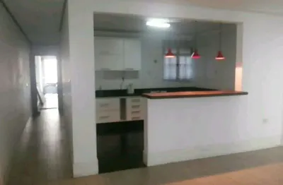 Sobrado de 145 metros 3 quartos ,1 suite vaga ,quintal nos fundos próximo ao hospital pirajussara.