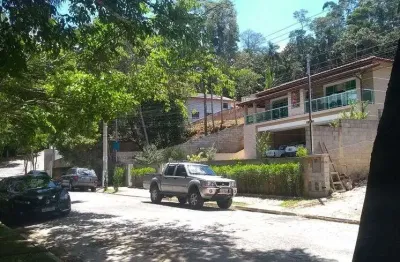 Terreno à venda na Avenida Ecologista de João de Oliveira Ramos de Sá, 761, Jardim dos Ipês, Embu das Artes