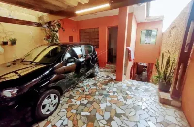 Casa com 3 quartos à venda na Rua Pedro de Lucena Pereira, 268, Vila Guedes, São Paulo