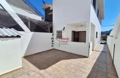 Casa com 3 quartos à venda na Rua Belo Jardim, 188, Jardim Mutinga, São Paulo