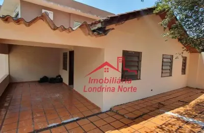Casa com 3 dormitórios para alugar, 60 m² por R$ 1.200,00/mês - Sebastião de Melo César - Londrina/PR