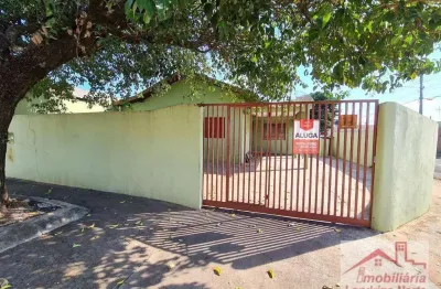 Casa com 4 dormitórios para alugar, 80 m² por r$ 1.250,00/mês - conjunto parigot de souza 1 - londrina/pr