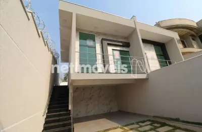 Casa com 3 quartos à venda na Avenida Itamar Soares Viana, Novo Centro, Santa Luzia