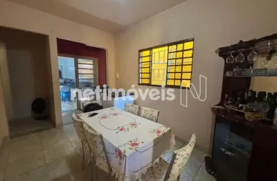 Casa com 3 quartos à venda na Rua João Alves Teixeira, Mantiqueira, Belo Horizonte
